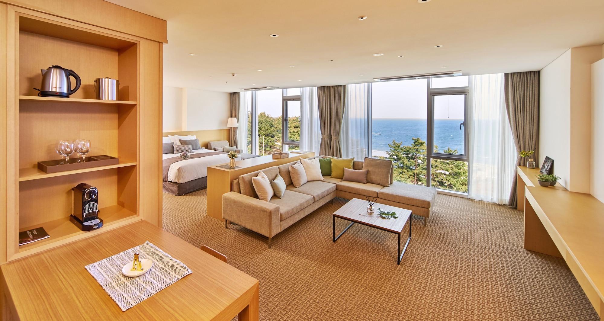 Naksan Beach Hotel Yangyang Ngoại thất bức ảnh