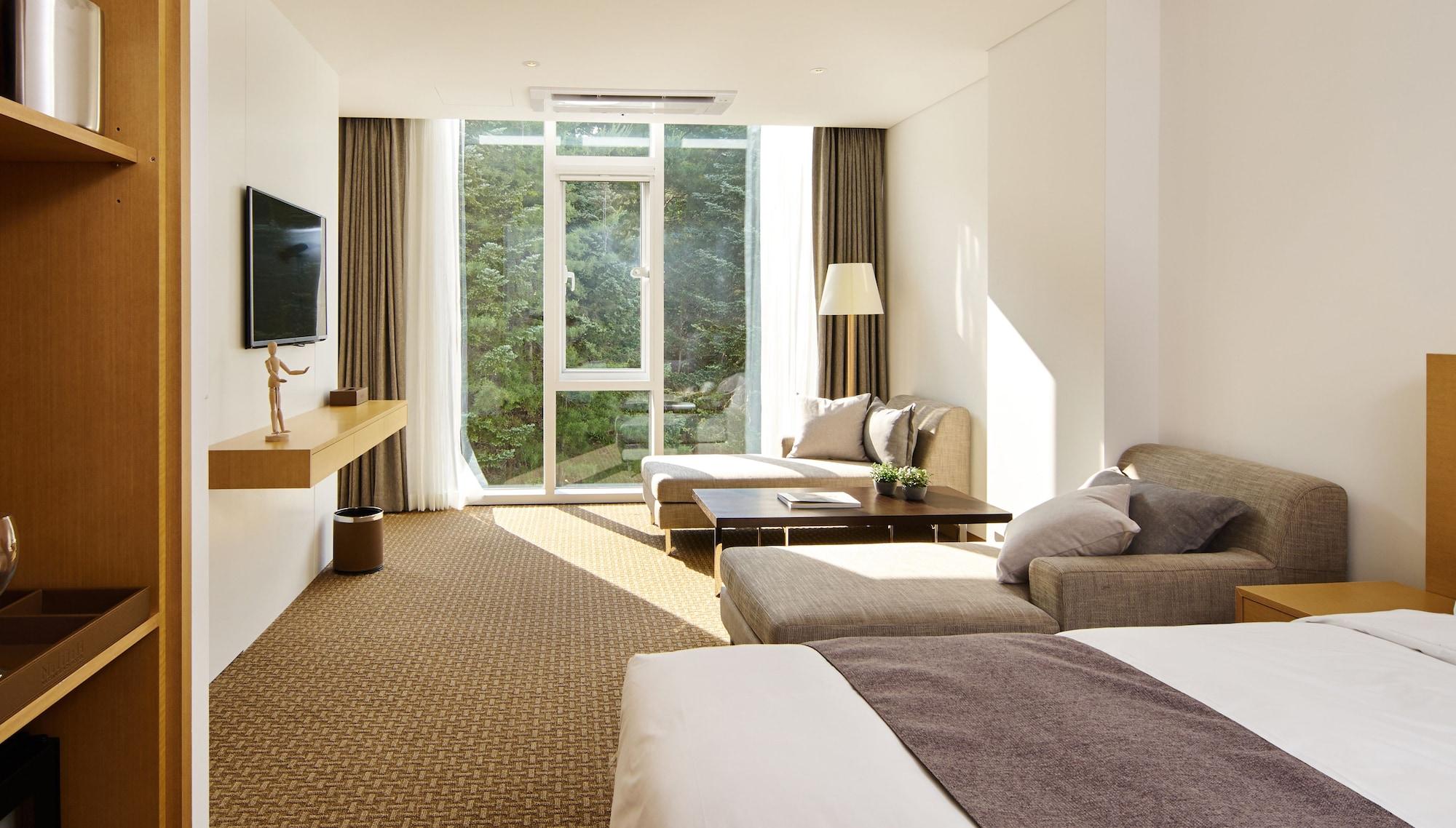 Naksan Beach Hotel Yangyang Ngoại thất bức ảnh